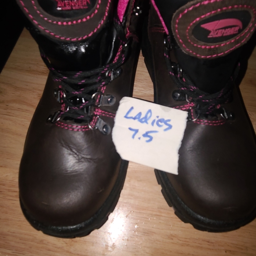 Womans boots